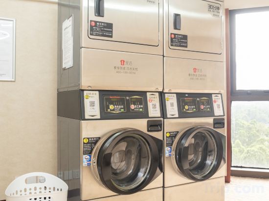 Фото 28307659351