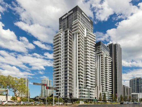 Внешний вид отеля Meriton Suites Broadbeach, Gold Coast в Голд-Косте, фото 1
