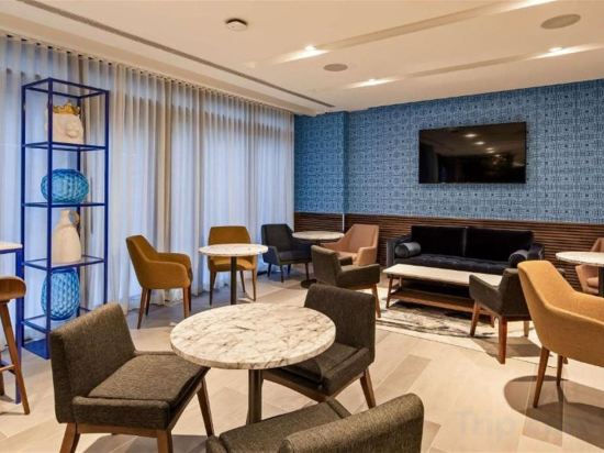 Фото Best Western Premier Empire State Hotel