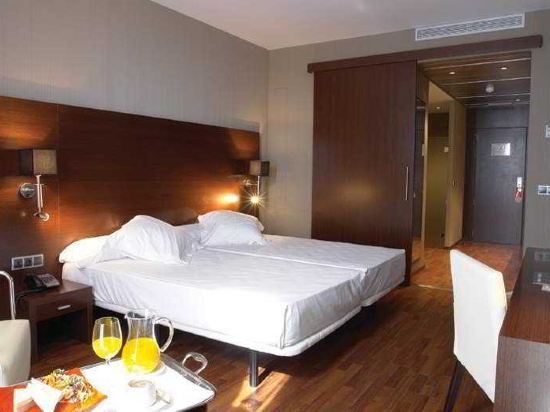 Фото AZZ Valencia Congress Hotel & Spa