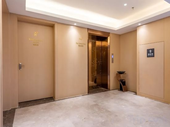 Фото Lavande Hotel Shenzhen International Convention and Exhibition Center