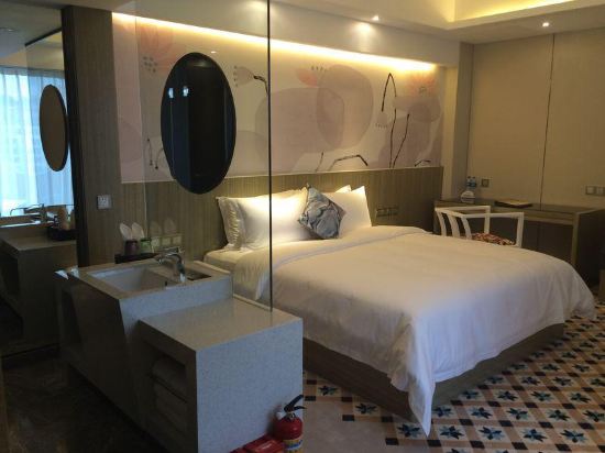 Фото Paco Business Hotel Guangzhou Tianpingjia Metro Branch