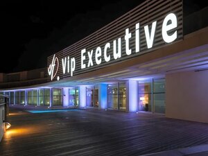 Гостиница VIP Executive Azores Hotel