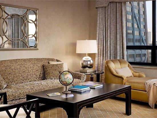 Фото The Ritz-Carlton Chicago