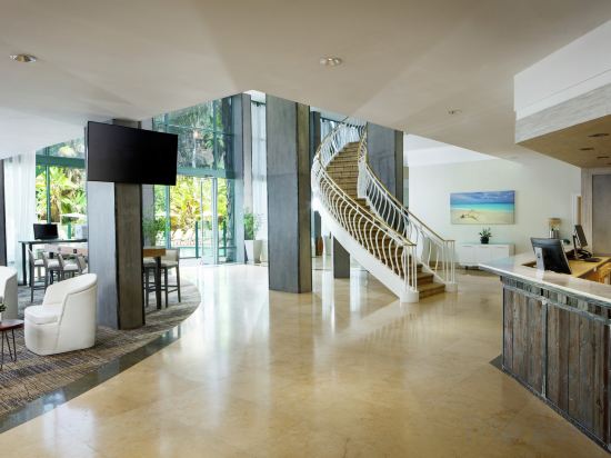 Фото Doubletree by Hilton Hotel Circle