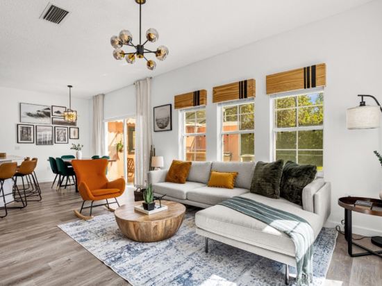 Фото 4br, 3ba T/home W Screened-in Heated Pool 4 Bedroom Townhouse by Redawning