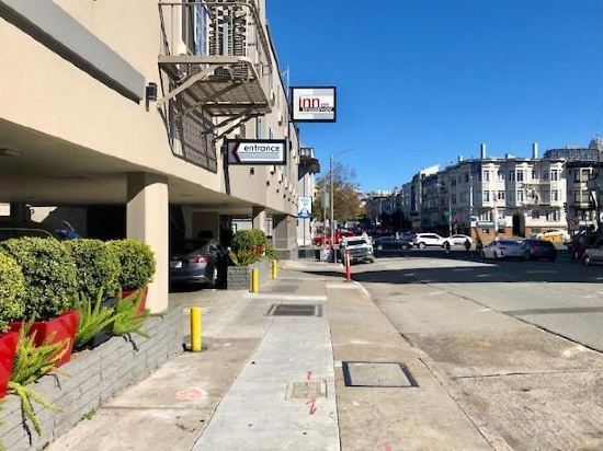 Фото Inn on Broadway