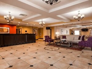 Гостиница Best Western Plus Airport Inn & Suites