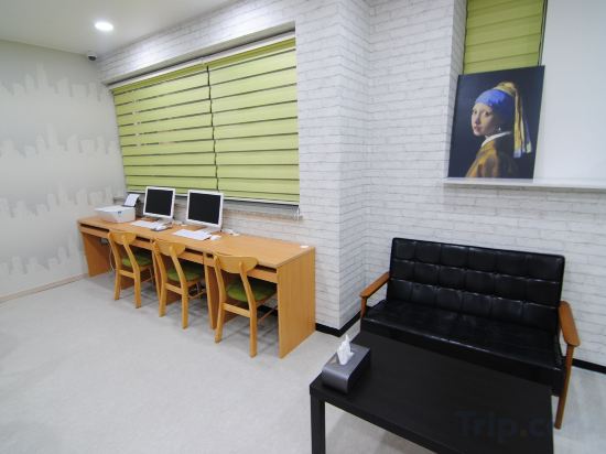 Фото Inn The City Business Hotel