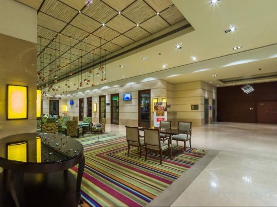 Фото Balaji Sarovar Premiere Solapur