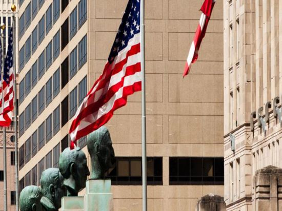 Фото Holiday Inn Chicago Dwtn Wolf Point, an Ihg Hotel