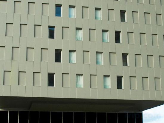 Фото Ibis Barcelona Santa Coloma