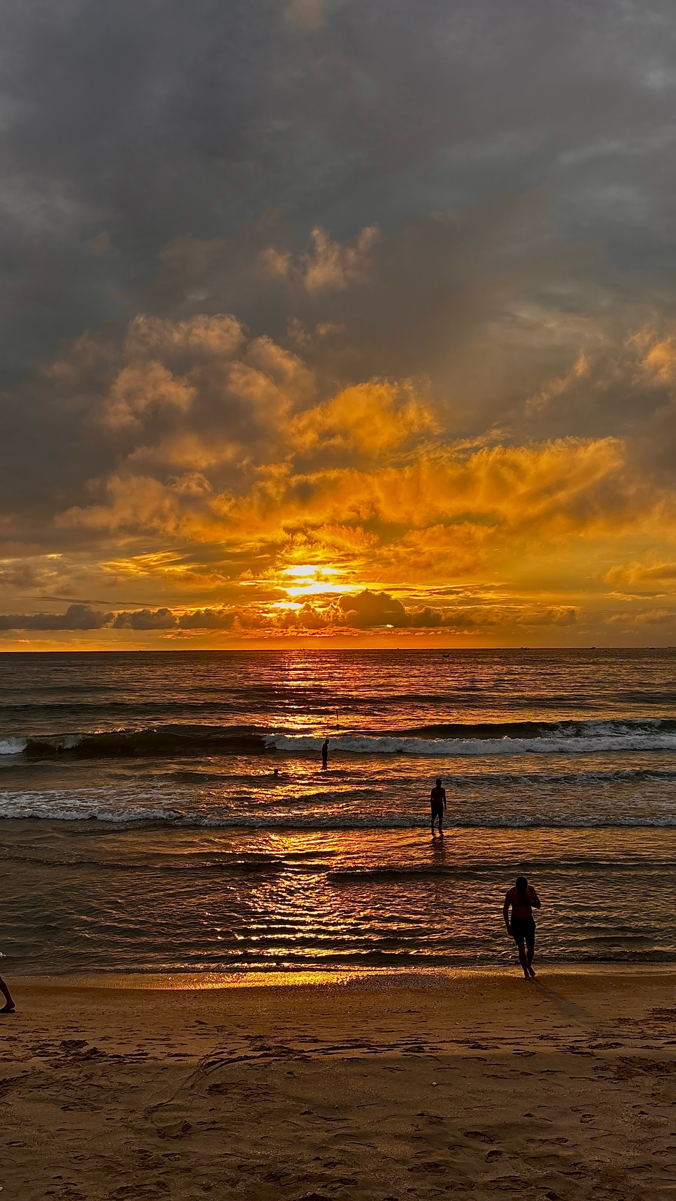 Фото The Sailing Bay Beach Resort