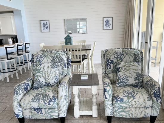 Фото Waters Edge 302