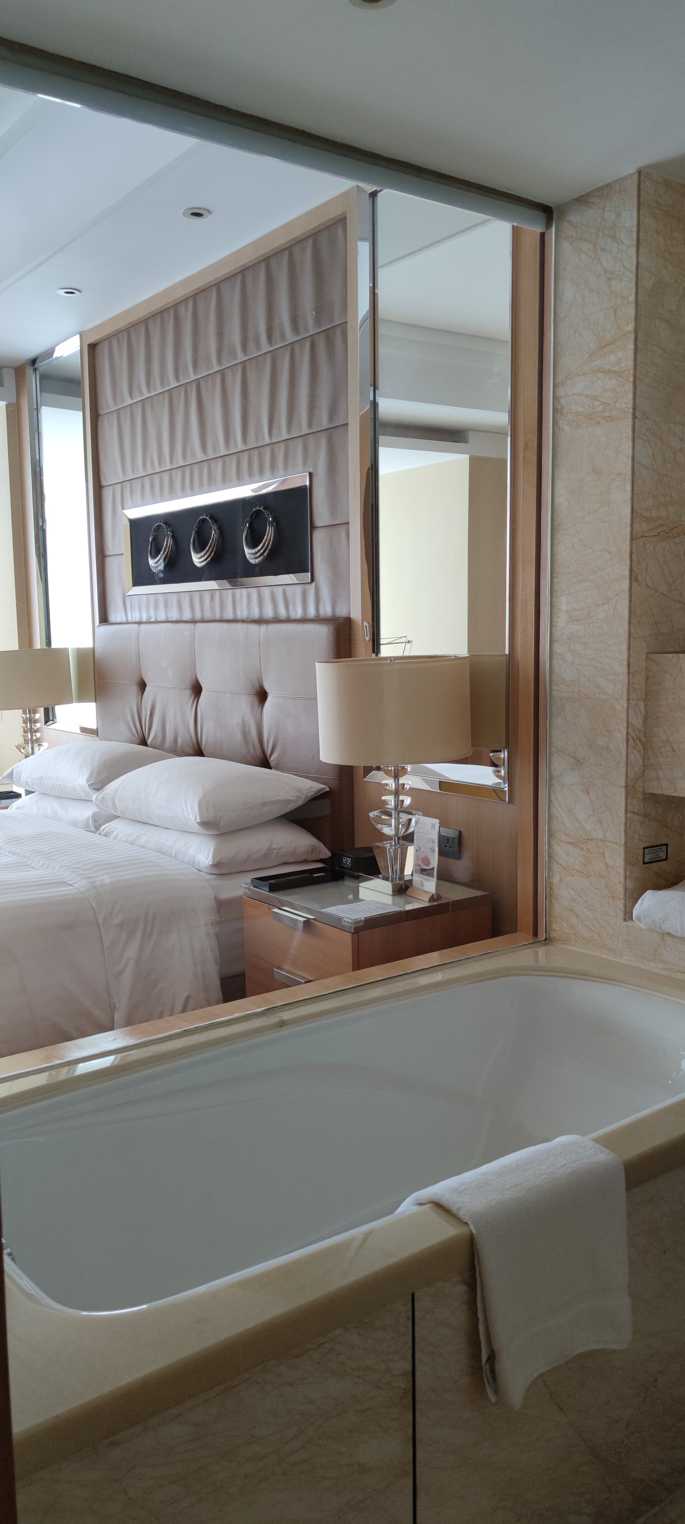 Фото Guangzhou Marriott Hotel Tianhe