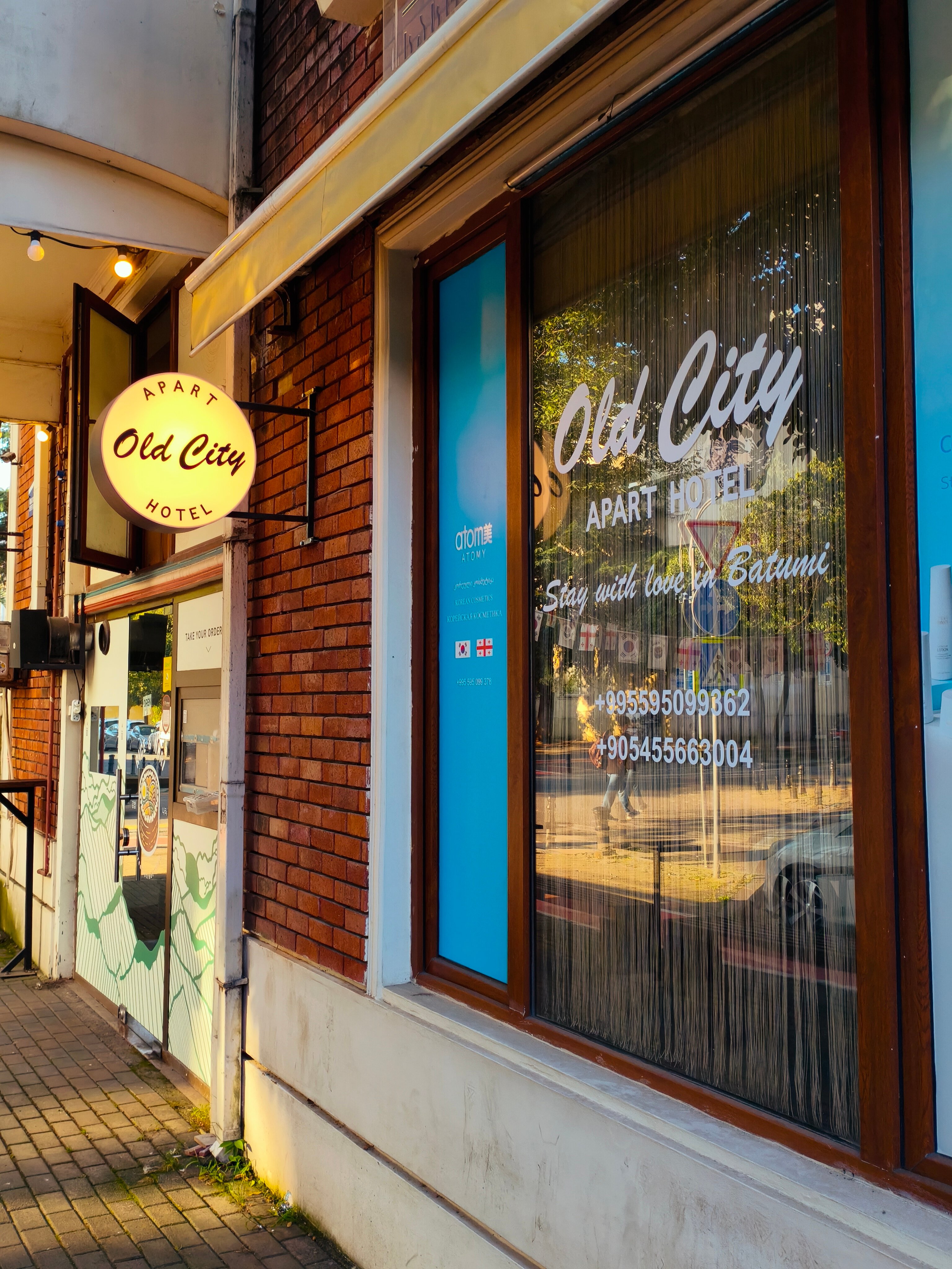 Фото отеля 2