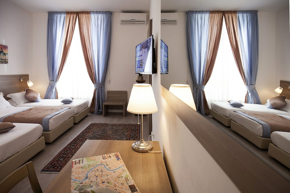 Фото Roman Holidays cuore dell'Impero