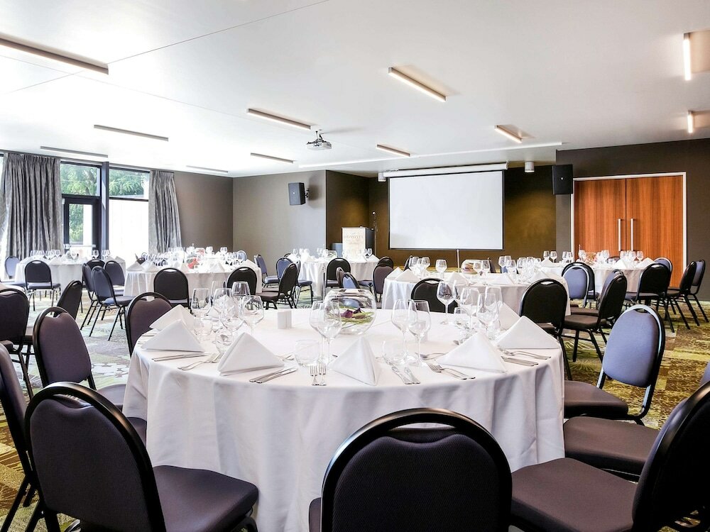 Фото Novotel New Plymouth Taranaki