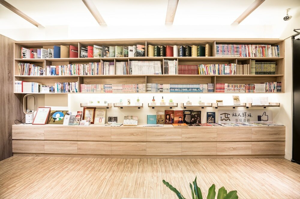 Фото Traveller-Inn Zhongzheng Library