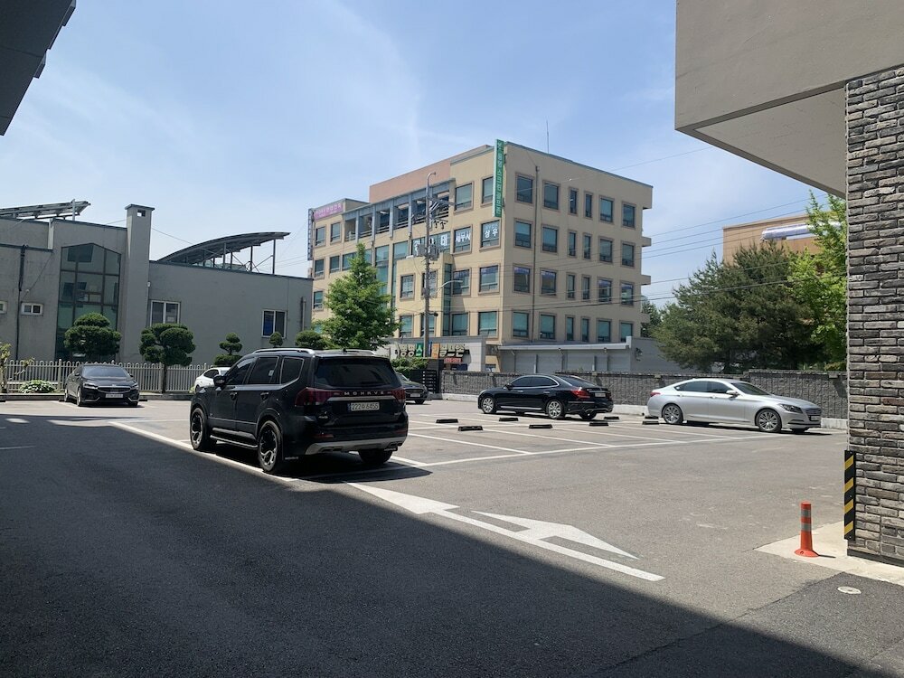 Фото I-CHECK Hyunjin Hotel