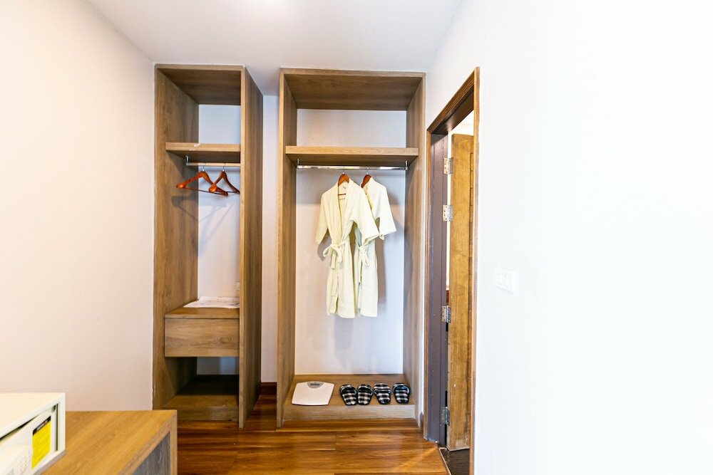 Фото Grand Ratchapruek Hotel