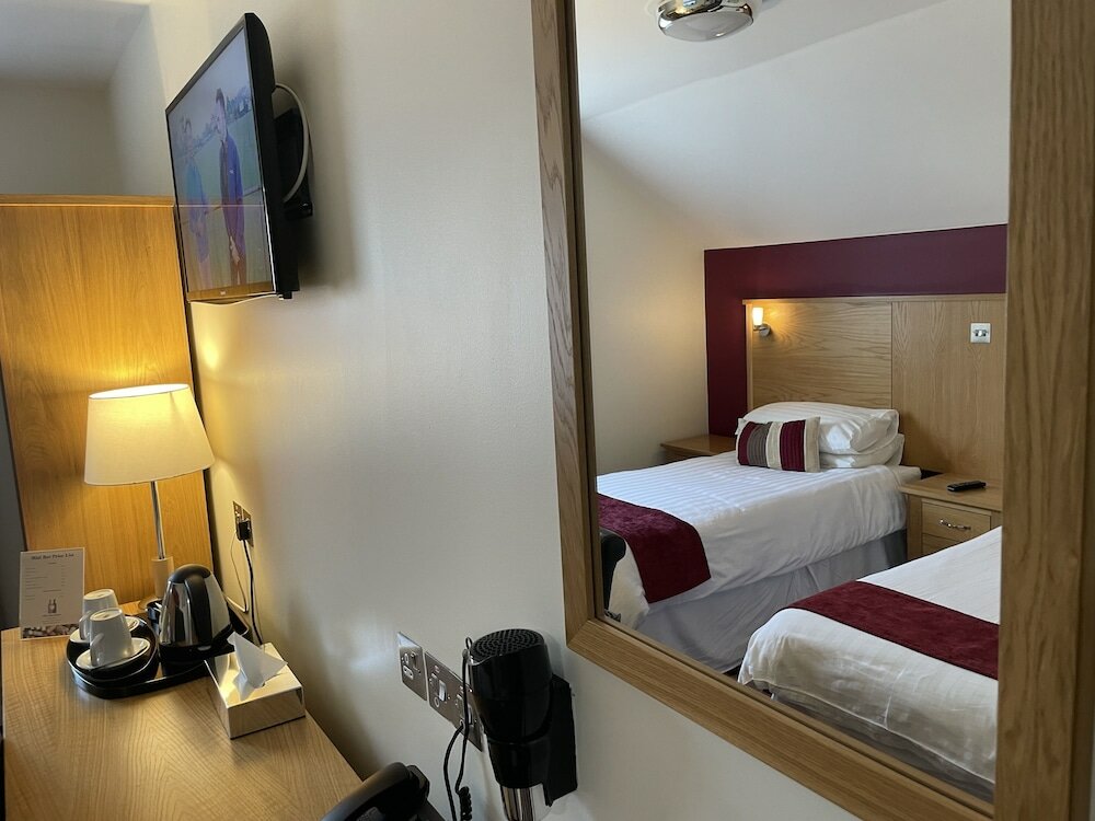 Фото 19th Hole Hotel