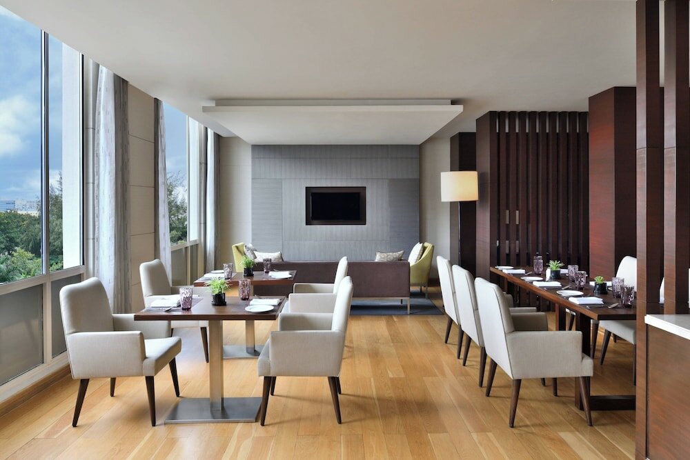 Фото Courtyard Bengaluru Outer Ring Road