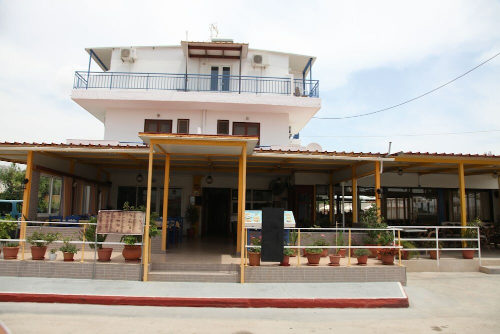 Фото Kastelli Hotel
