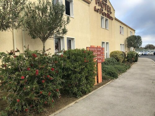 Гостиница The Originals City, Hôtel Le Pavillon, Béziers Est в Безье