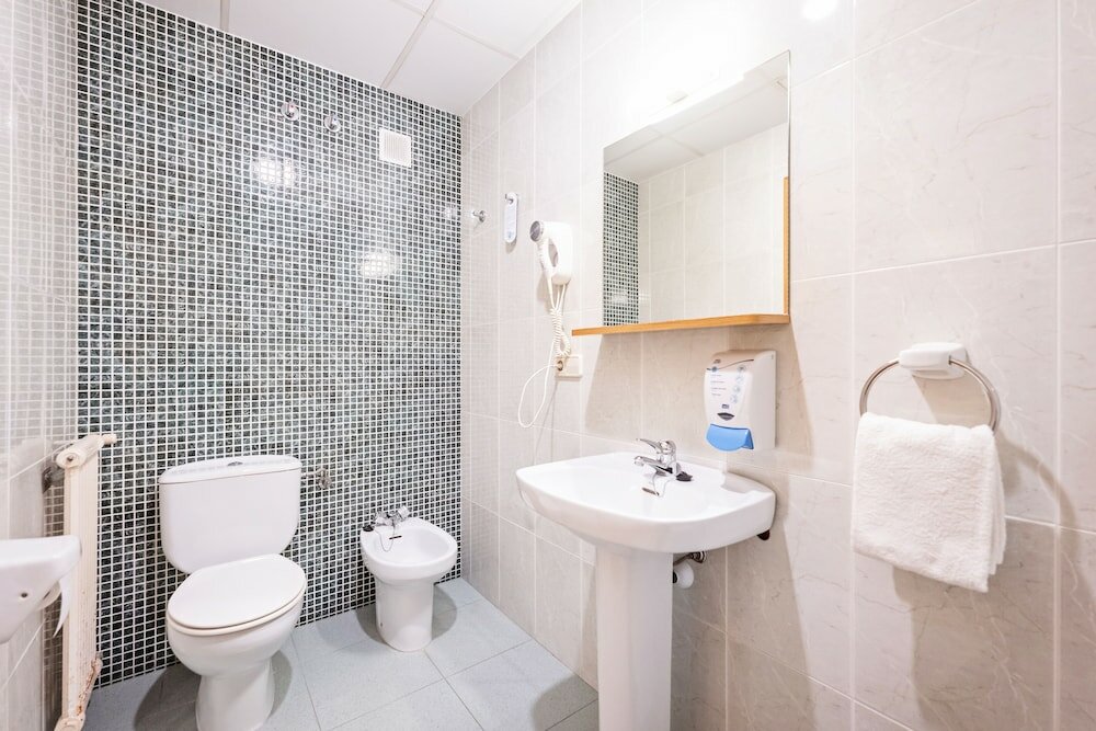 Фото Hotel La Perla