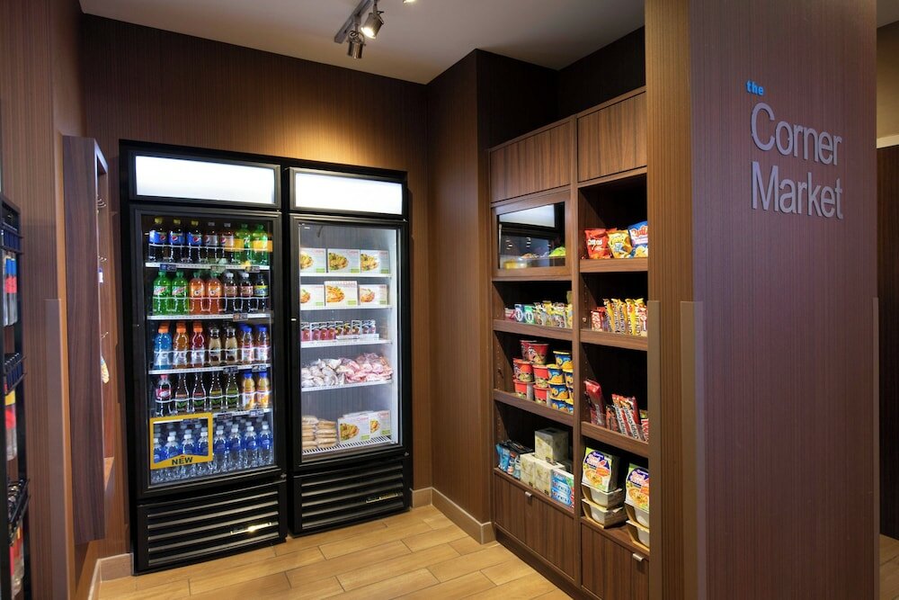 Фото Fairfield Inn & Suites by Marriott Edmonton North