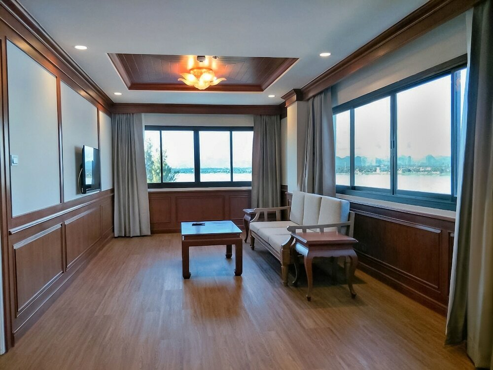 Фото Fortune River View Hotel Nakhon Phanom