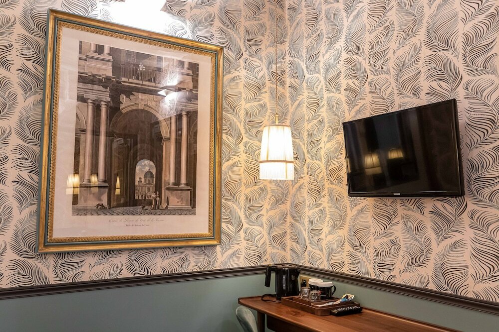 Фото Dauphine Saint Germain