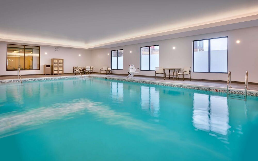 Фото Hyatt Place Anchorage Midtown