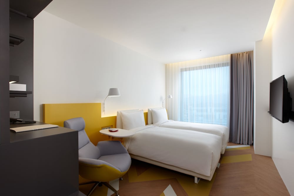 Фото The Place Taipei