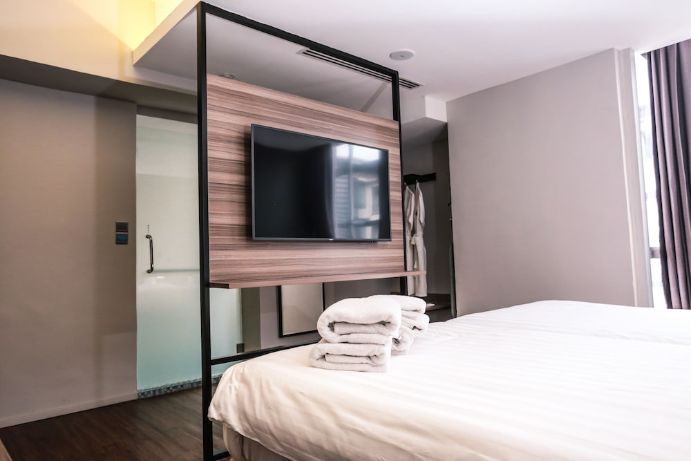 Фото Days Hotel & Suites Fraser Business Park Kuala Lumpur