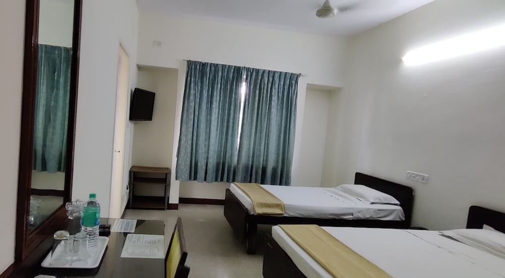 Фото Ywca International Guest House