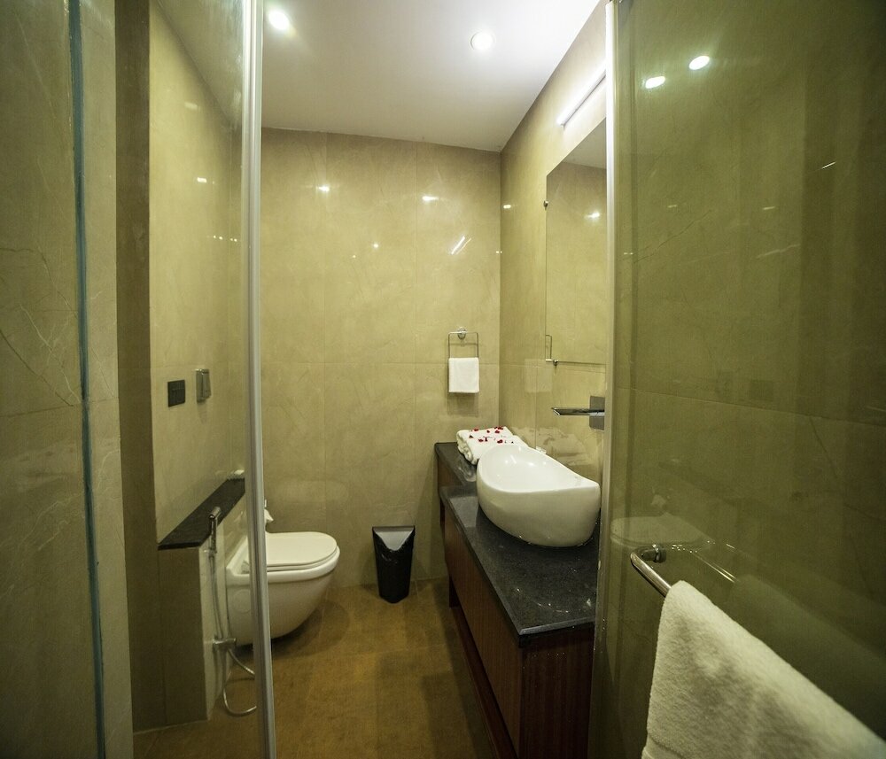 Фото Hue Guh The Porto Candolim