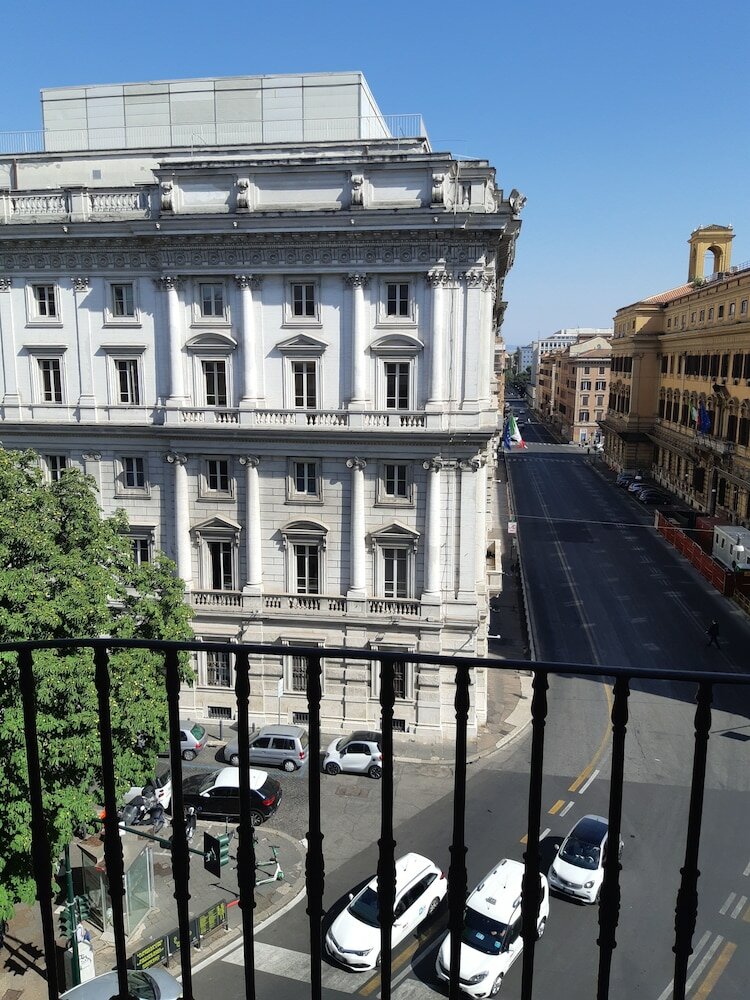 Фото Hotel Lilium