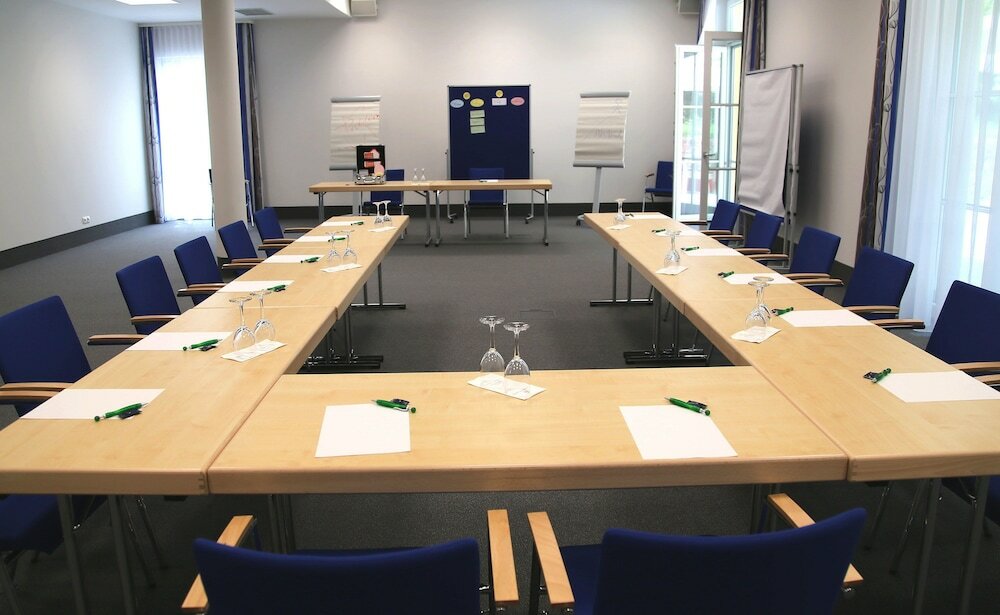 Фото Hotel Alarun