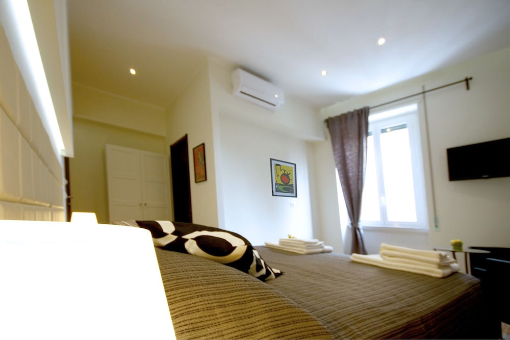 Фото Passenger Vatican Relais