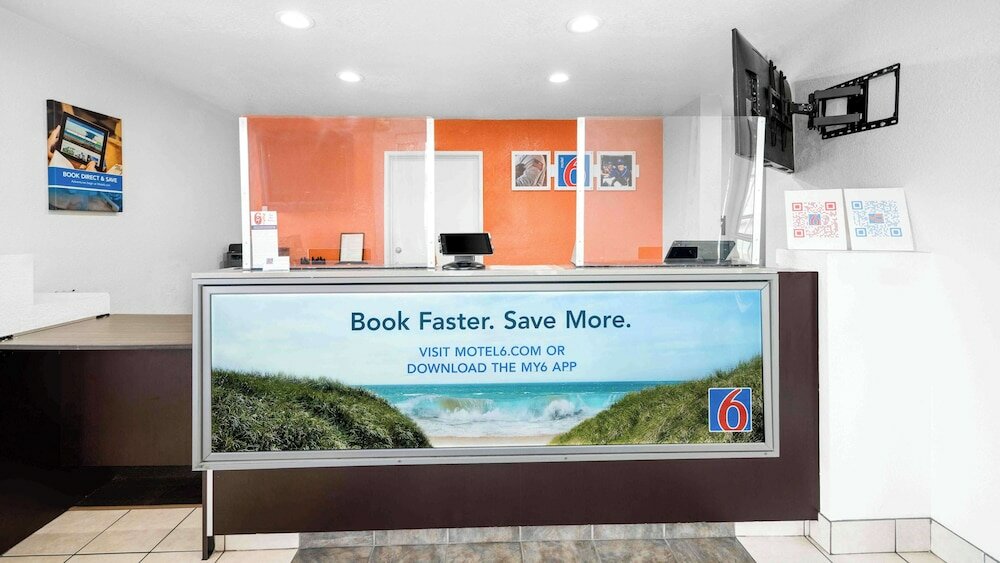 Фото Motel 6 Monterey, Ca