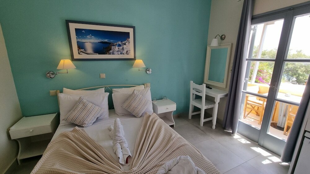 Фото Nostos Beach