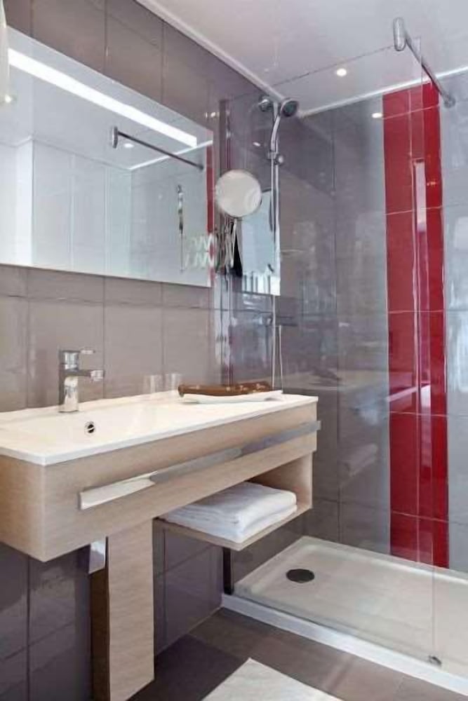 Фото Hotel Paris Bastille