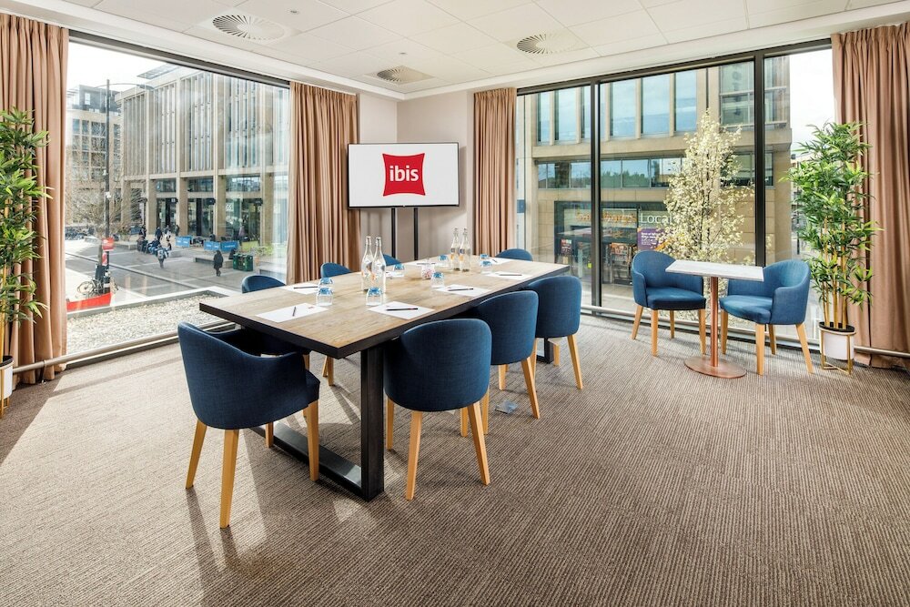 Фото Ibis Cambridge Central Station
