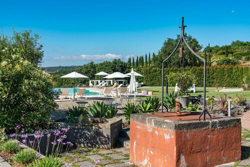 Внешний вид отеля Kepos Etna Relais & SPA в Санта-Венерине, фото 2