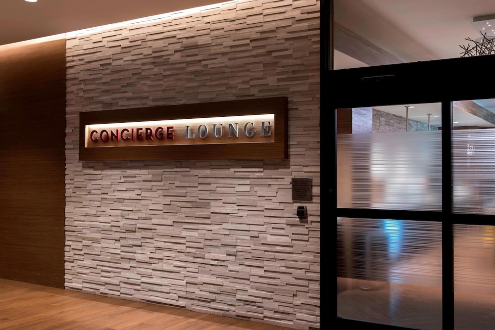 Фото Marriott Melville Long Island