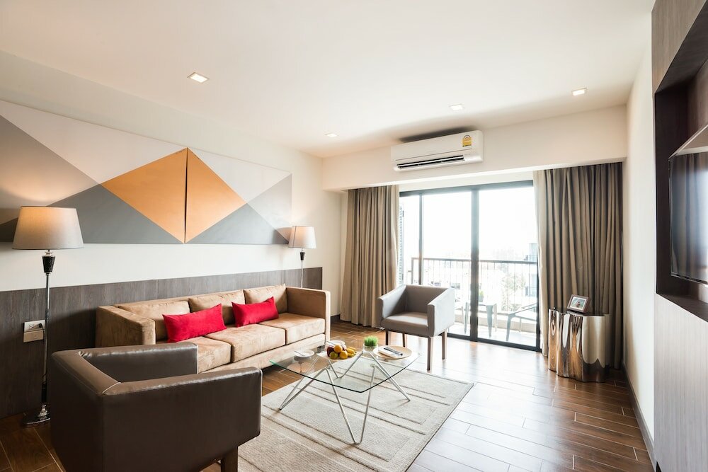 Фото J Inspired Hotel Pattaya