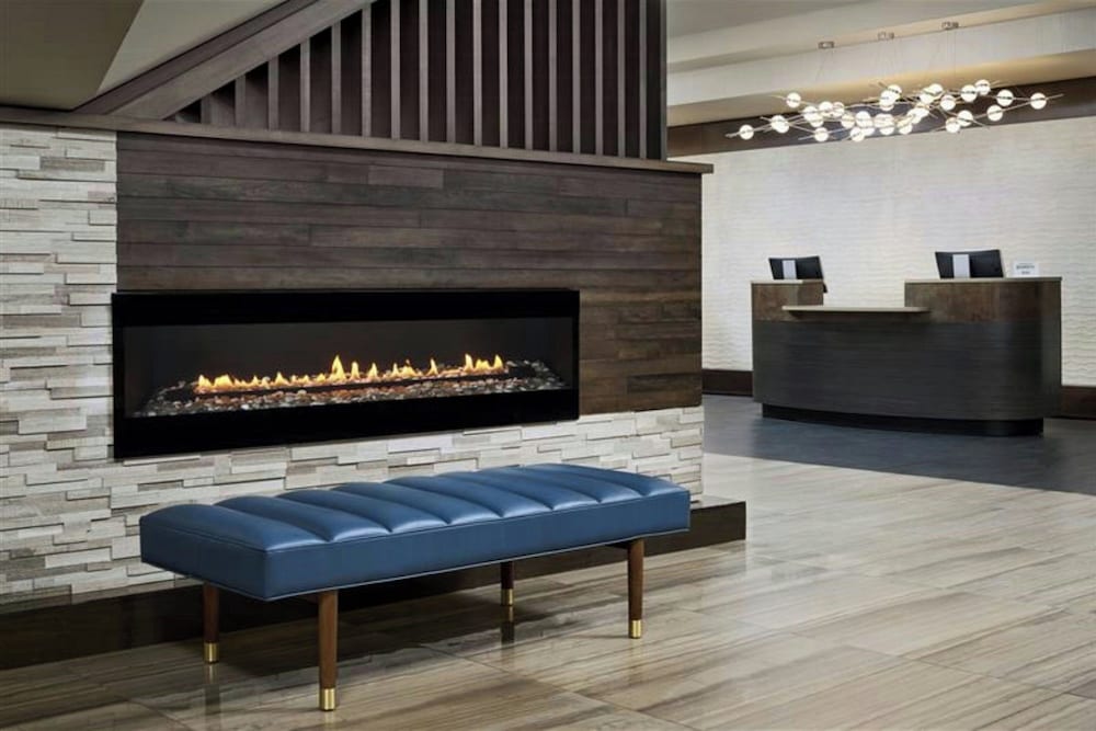 Фото Sheraton Hamilton Hotel