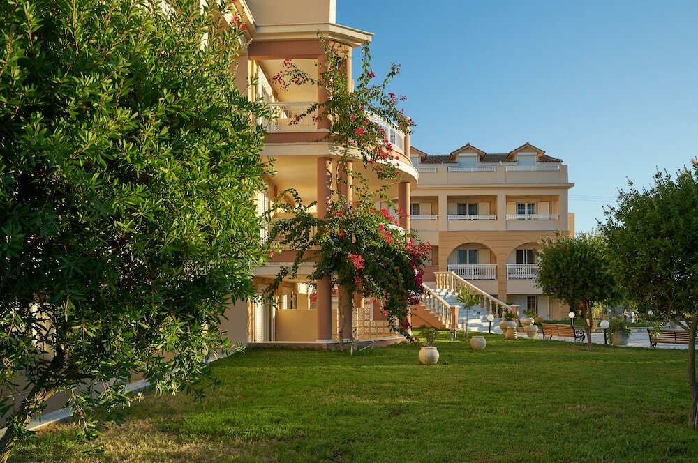 Фото Ionion Blue Hotel